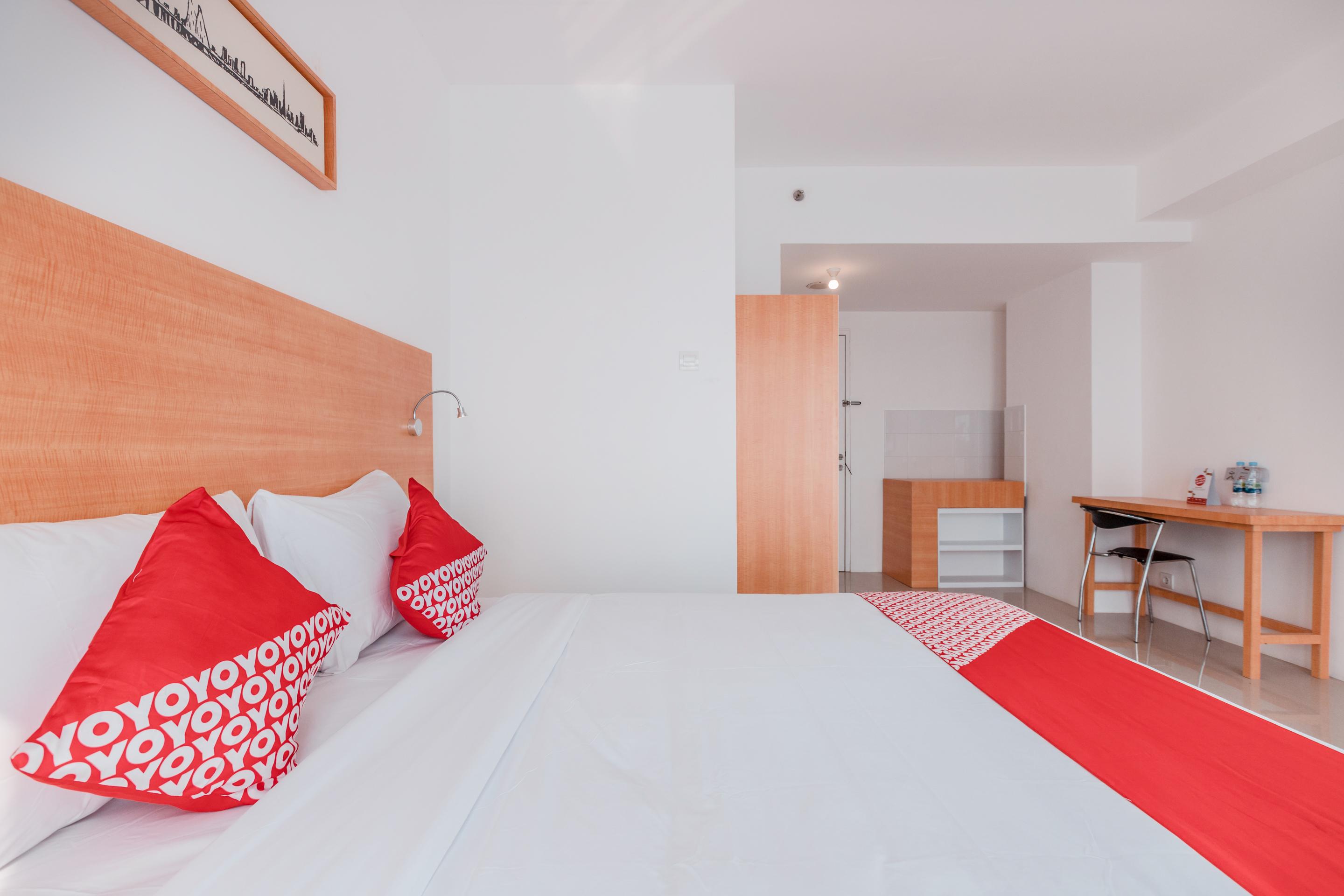 Oyo Flagship 766 Prima Orchard Hotel Bekasi Bagian luar foto